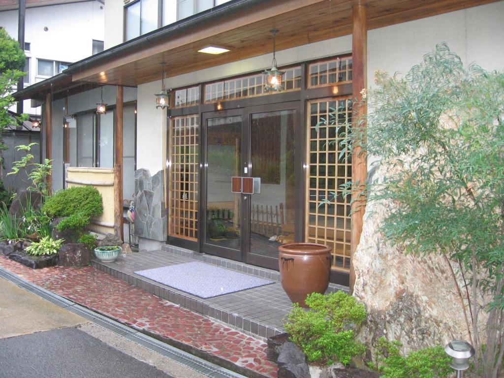 Hotel Yudanaka Yasuragi Yamanouchi  Exterior foto